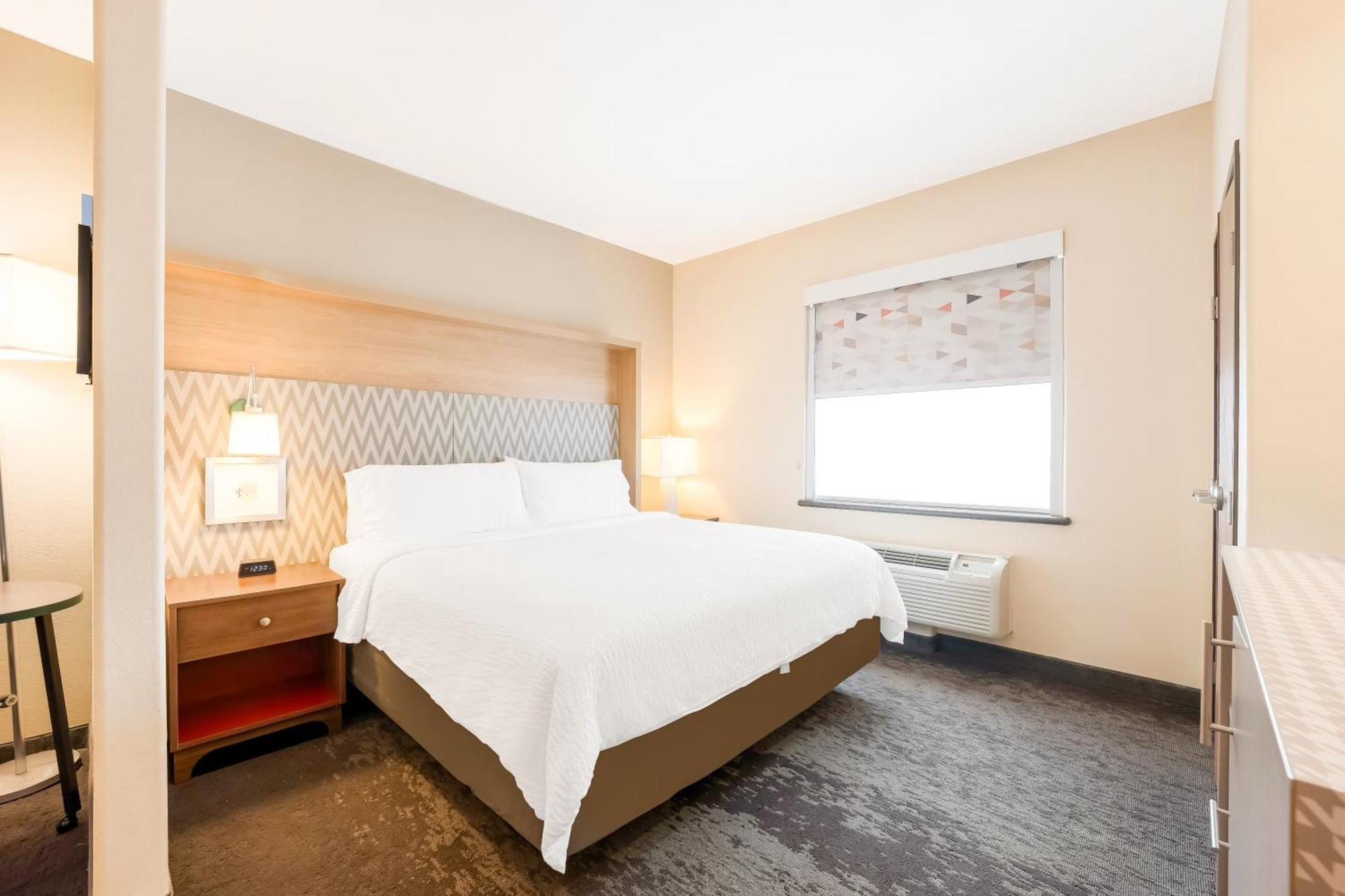 Holiday Inn - Brownsville By Ihg Экстерьер фото