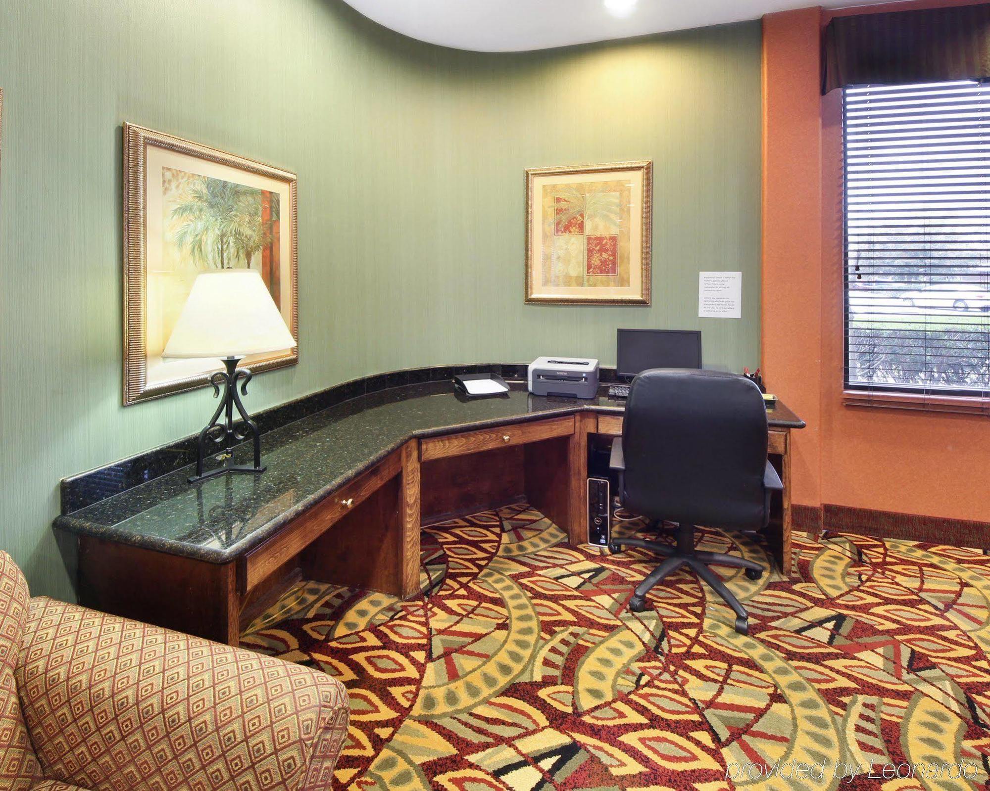 Holiday Inn - Brownsville By Ihg Экстерьер фото